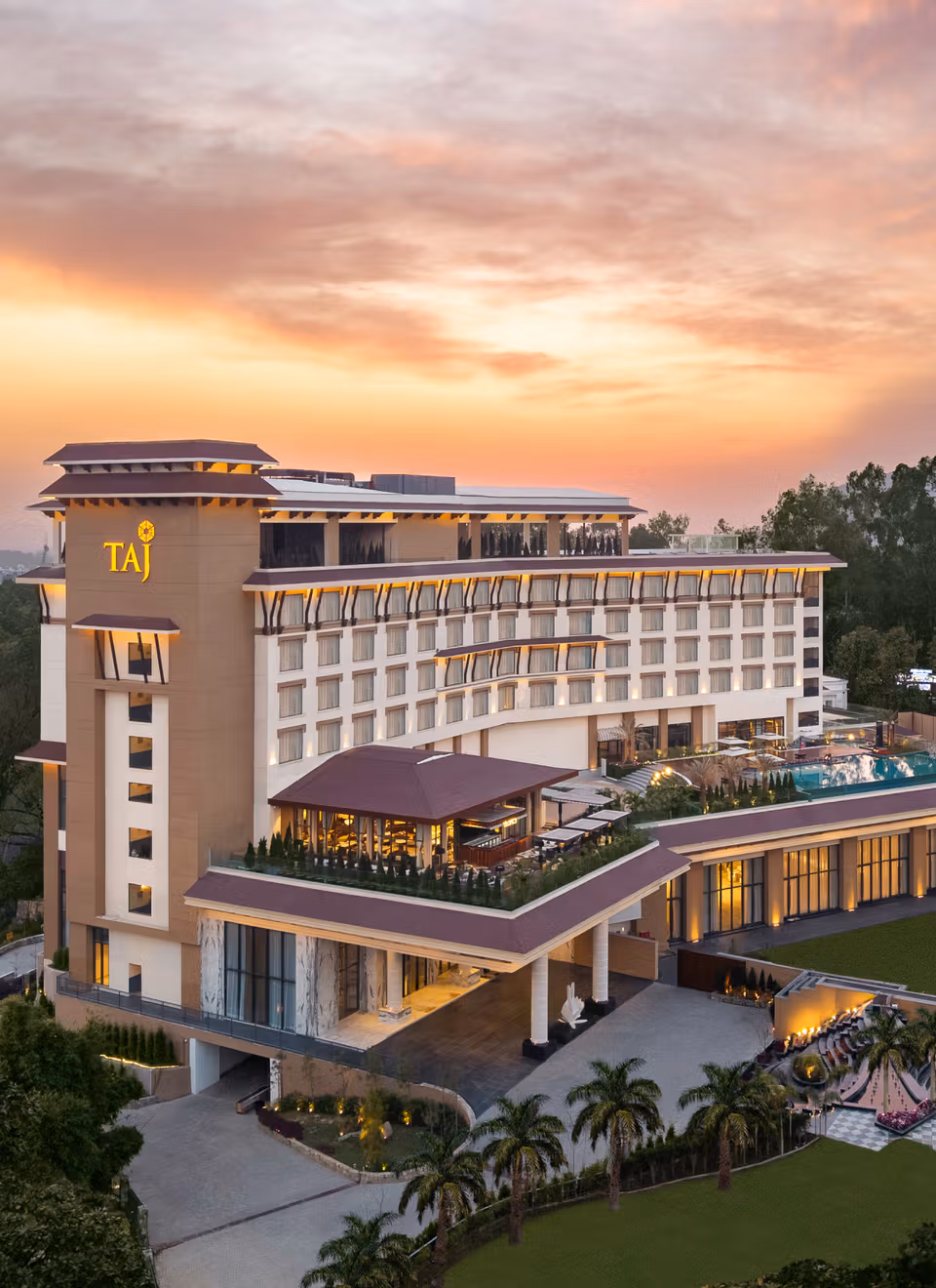 The Taj Mahal Hotel, Dehradun